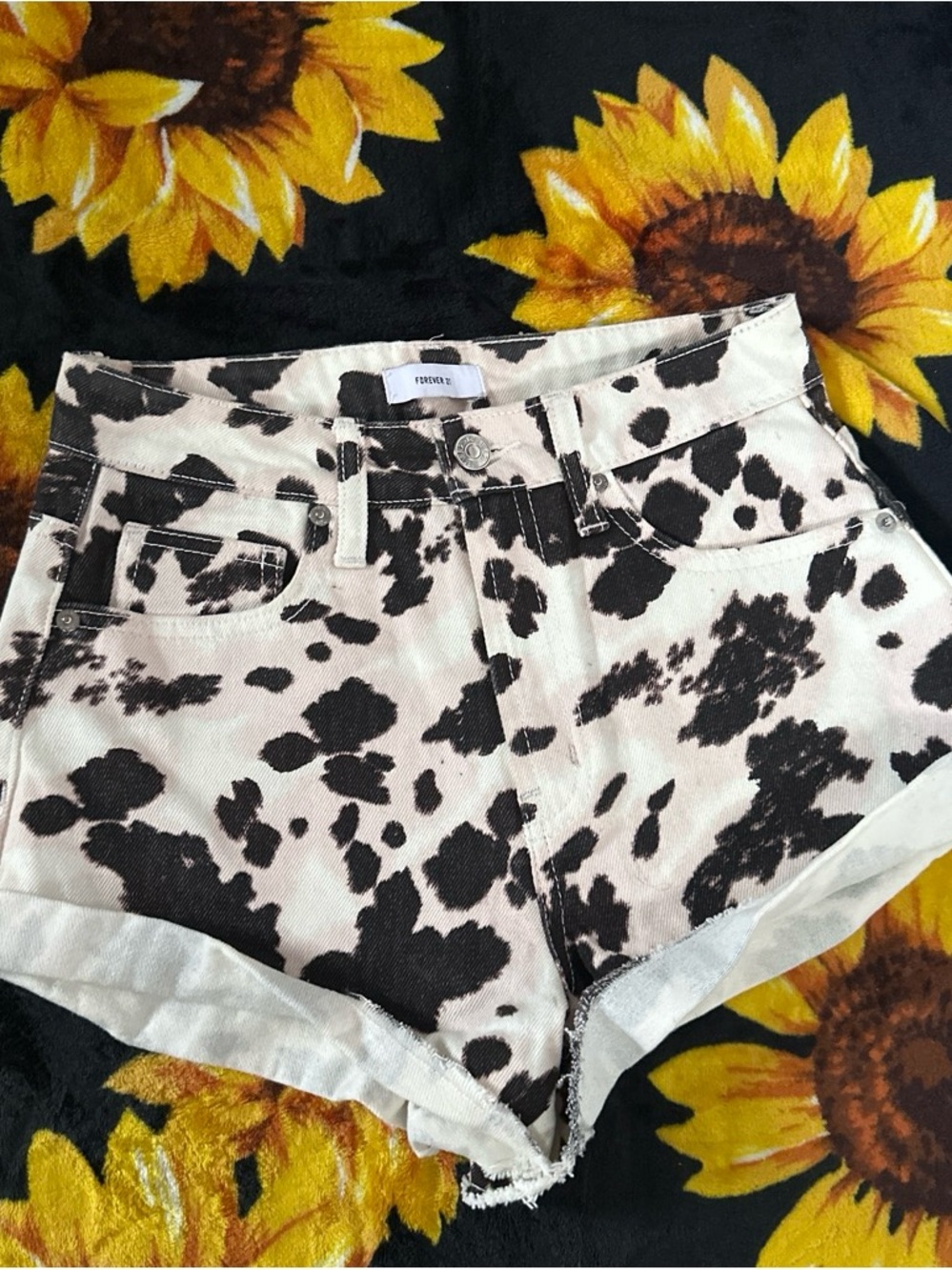 Forever 21 Cow-Print High-Waist Denim Shorts - Black & White